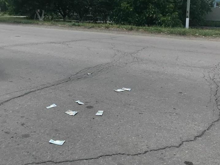 Пытаясь уничтожить доказательства и скрыться, злоумышленник устроил ДТП и повредил машину полицейского