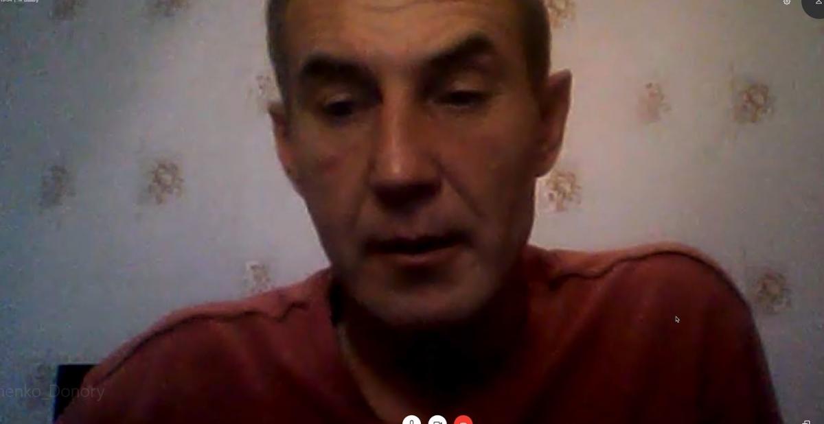 Журналістам Грошей також вдалося встановити особу чорного трансплантолога, який погрожував порізати їх колегу на органи