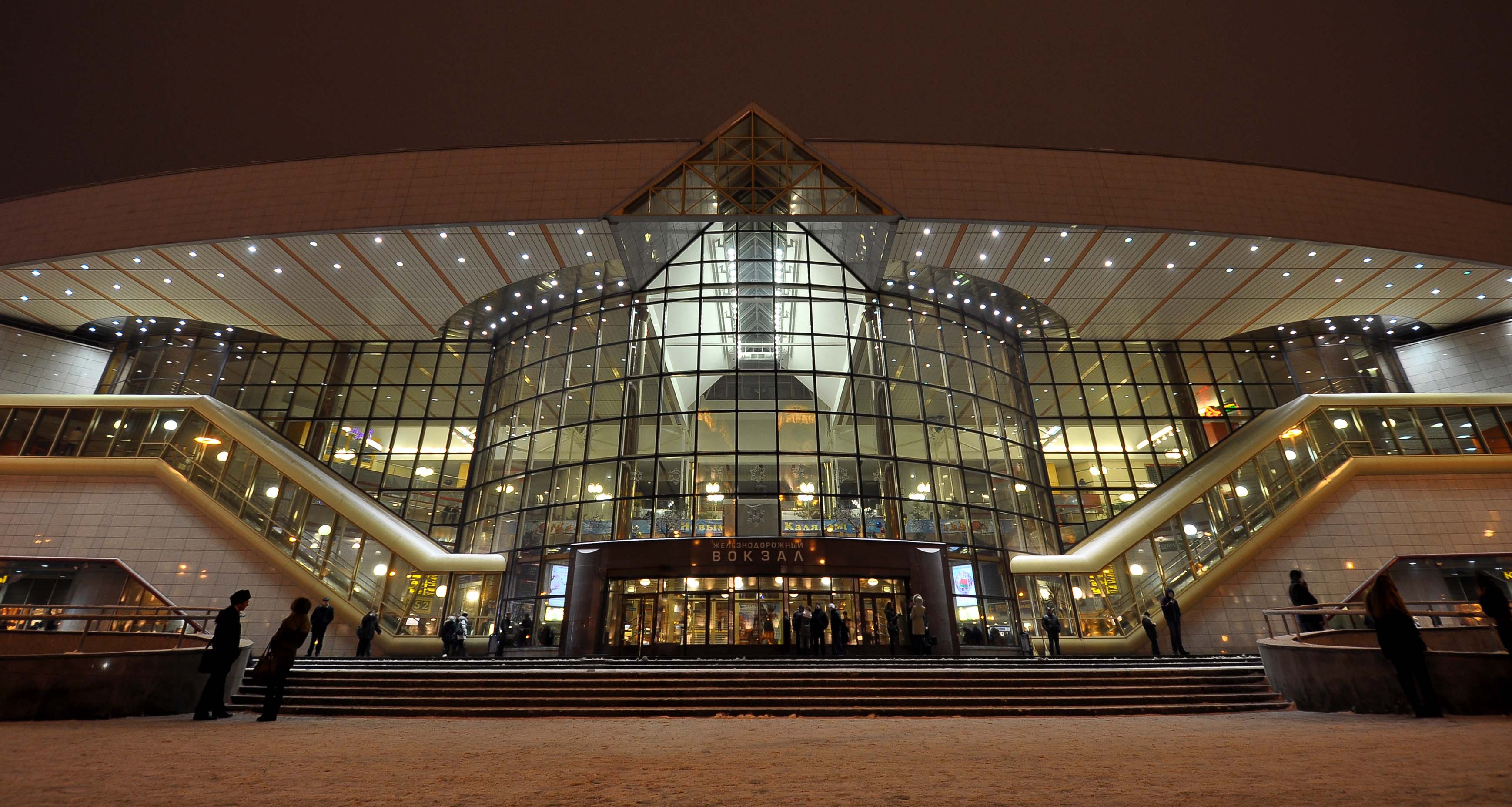 Мінський залізничний вокзал - пасажирський термінал станції Мінськ-Пасажирський в столиці Білорусі місті Мінську