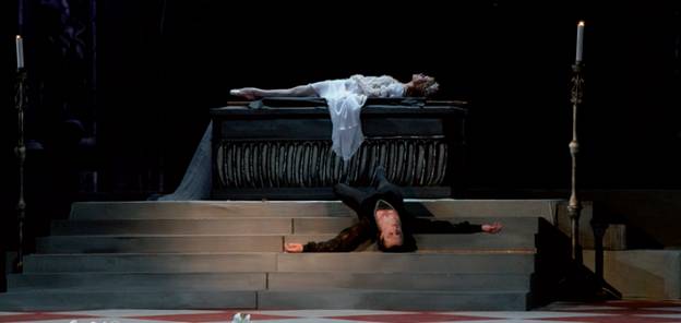 Для відродження балету «Ромео і Джульєтта» в хореографії Л