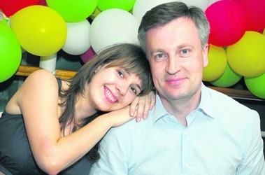 12 лютого 2011, 10:21 Переглядів:   Валентин Наливайченко: ліберальний, і доньці Олі це подобається: тато завжди прислухається до її думки