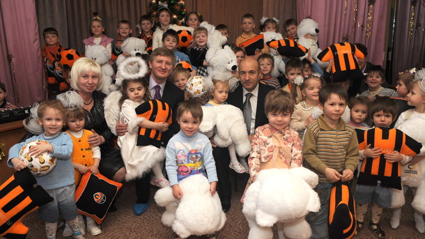 19 грудня 2017, 9:10 Переглядів:   В Україні 19 грудня стартує щорічна благодійна акція Рінат Ахметов - дітям
