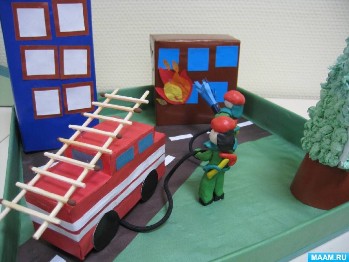 Майстер-клас з виготовлення макета «Пожежна служба»   Призначення: дану роботу можна виконати з дітьми при вивченні теми Професії і на заняттях з ОБЖ