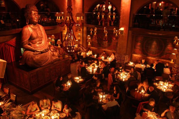 Нічне життя Сан Петербург: Будда бар   Нічне життя Сан Петербург: елегантність Buddha Bar
