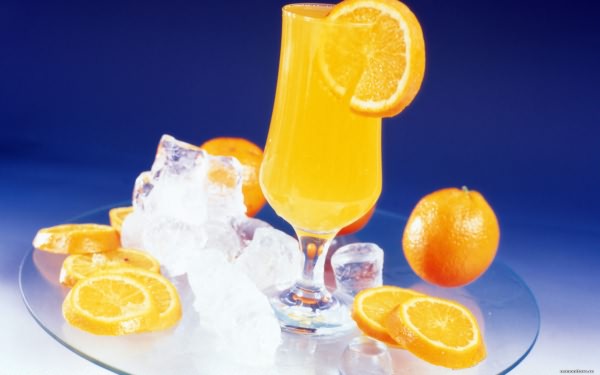 Комора вітамінів - свіжовичавлений апельсиновий сік: користь і шкода